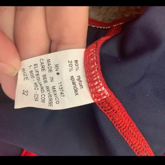 One piece lifeguard suit - Picture 3 of 3